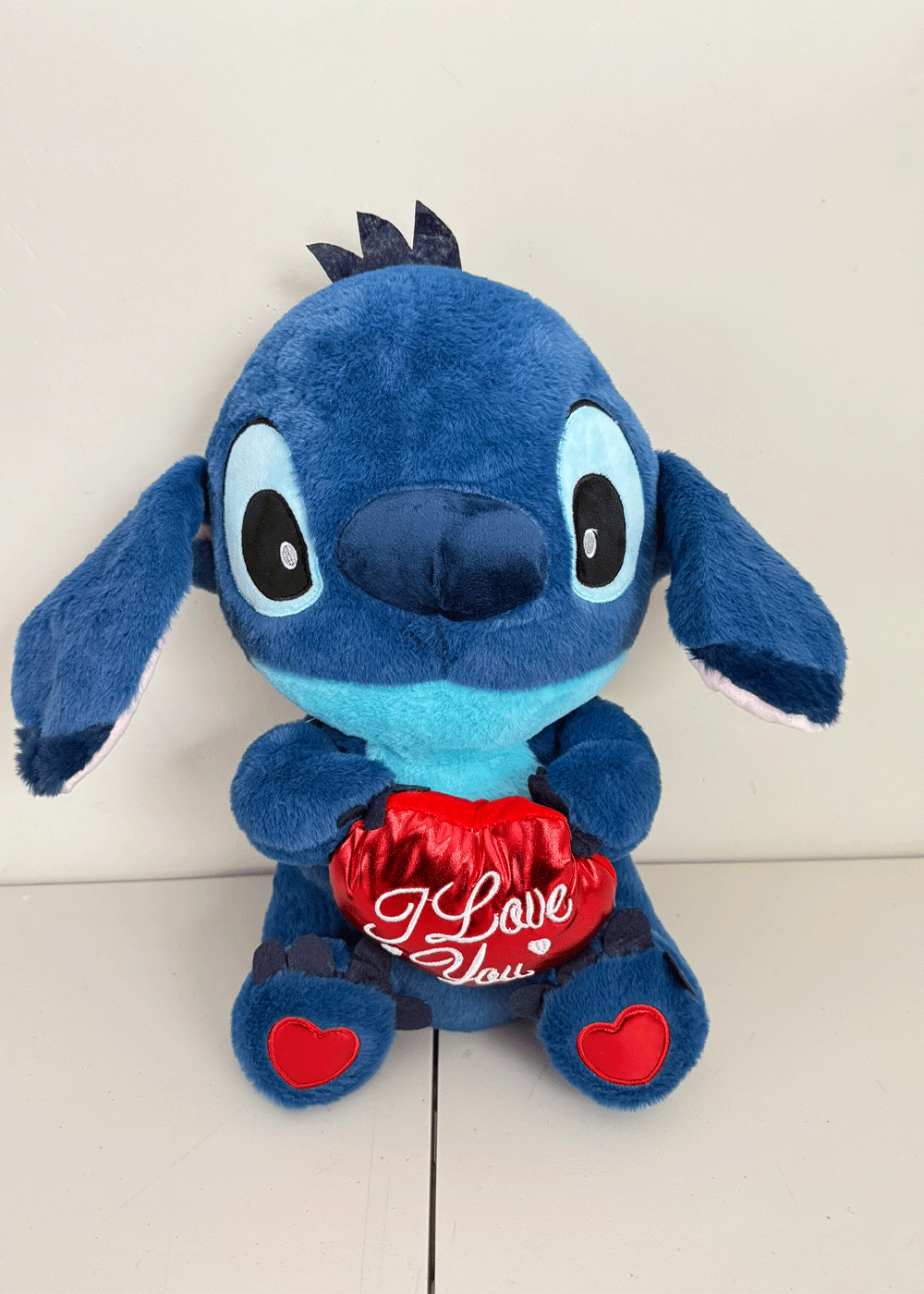 Stitch Love Plush (18”)