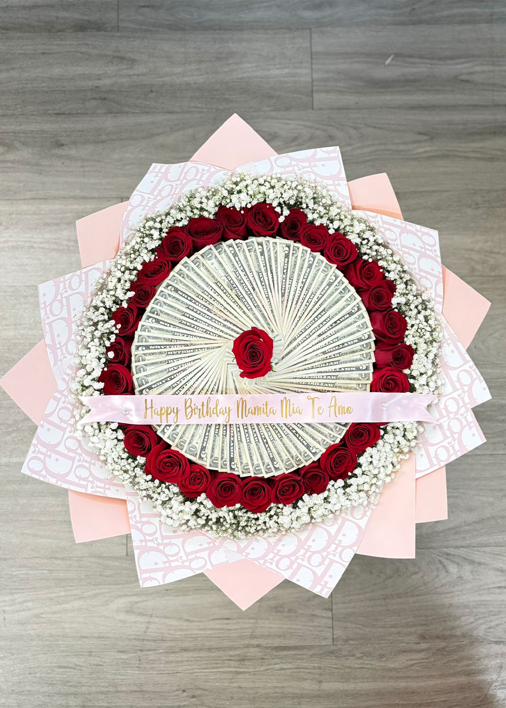 Elegant Circular Money Bouquet.