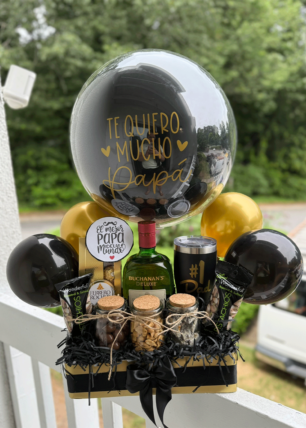 Golden Moments Luxury Box